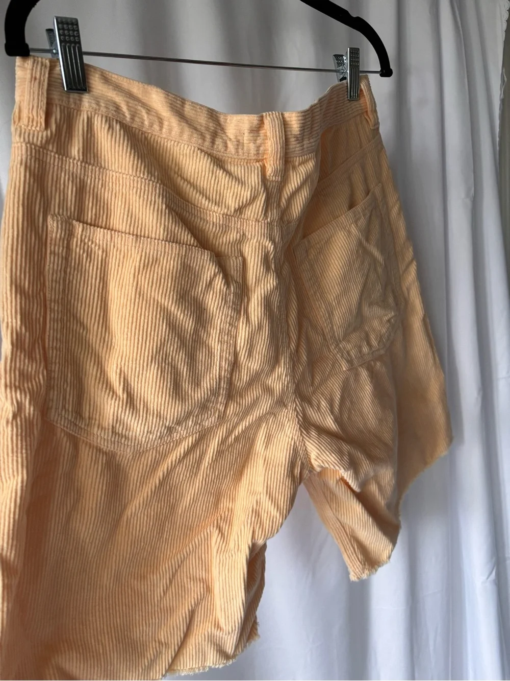 Urban Outfitters men flat